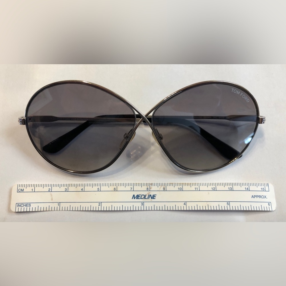 Tom Ford Rania Sunglasses - Picture 10 of 11